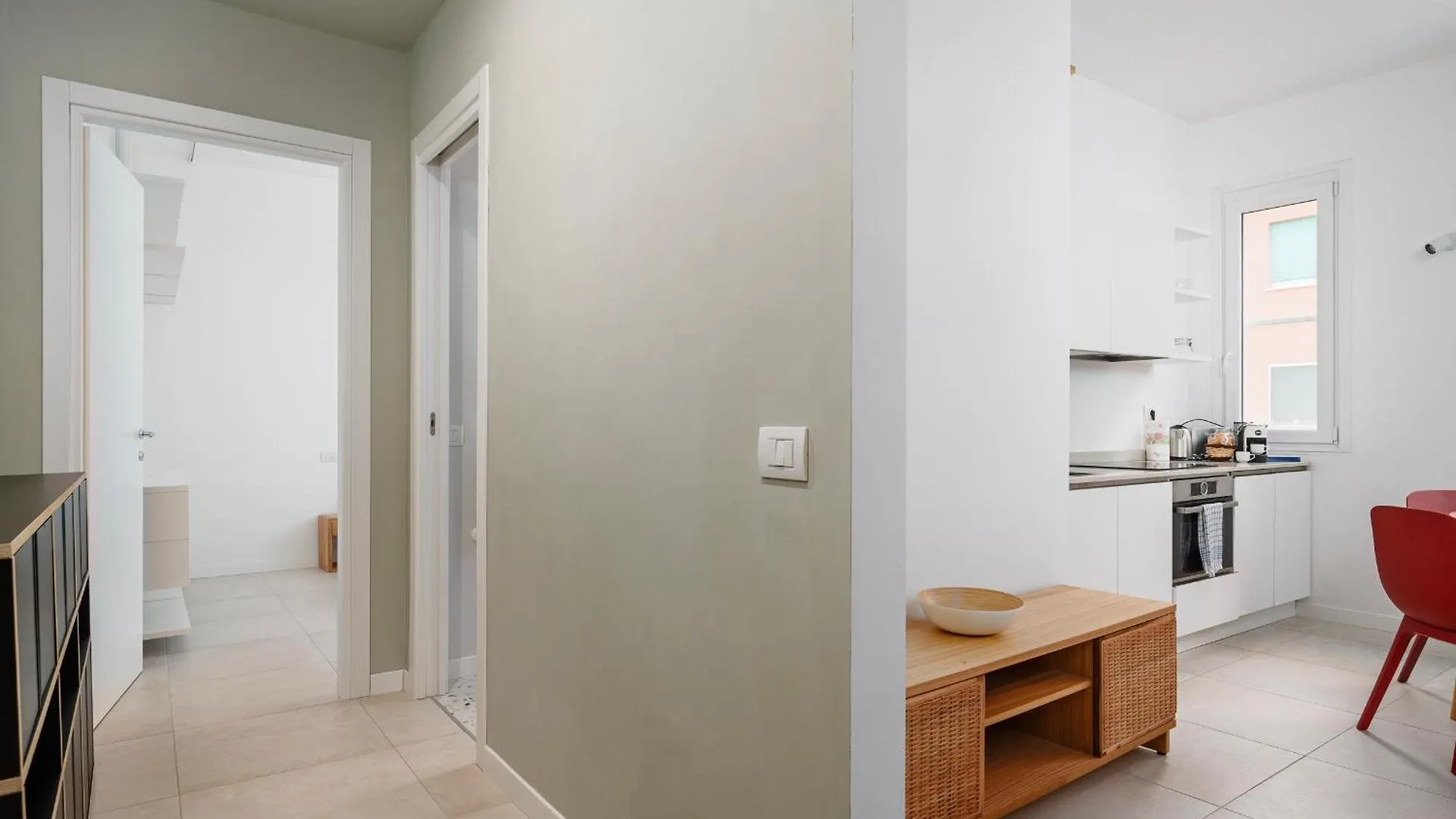 Apartmán New - Modern And Bright - Wi-Fi, A-C - 4 Seats Milán