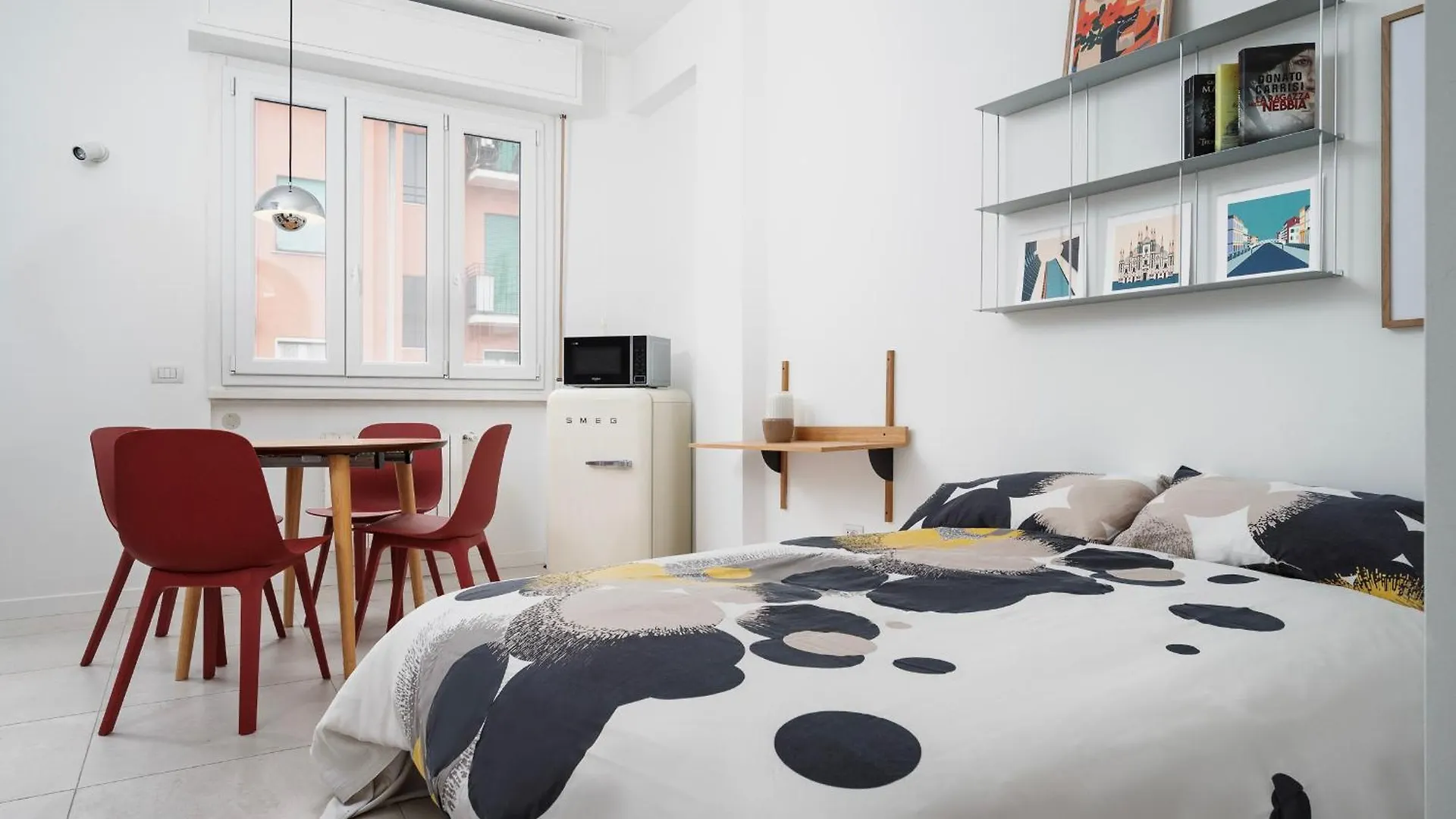 New - Modern And Bright - Wi-Fi, A-C - 4 Seats Apartment Milan