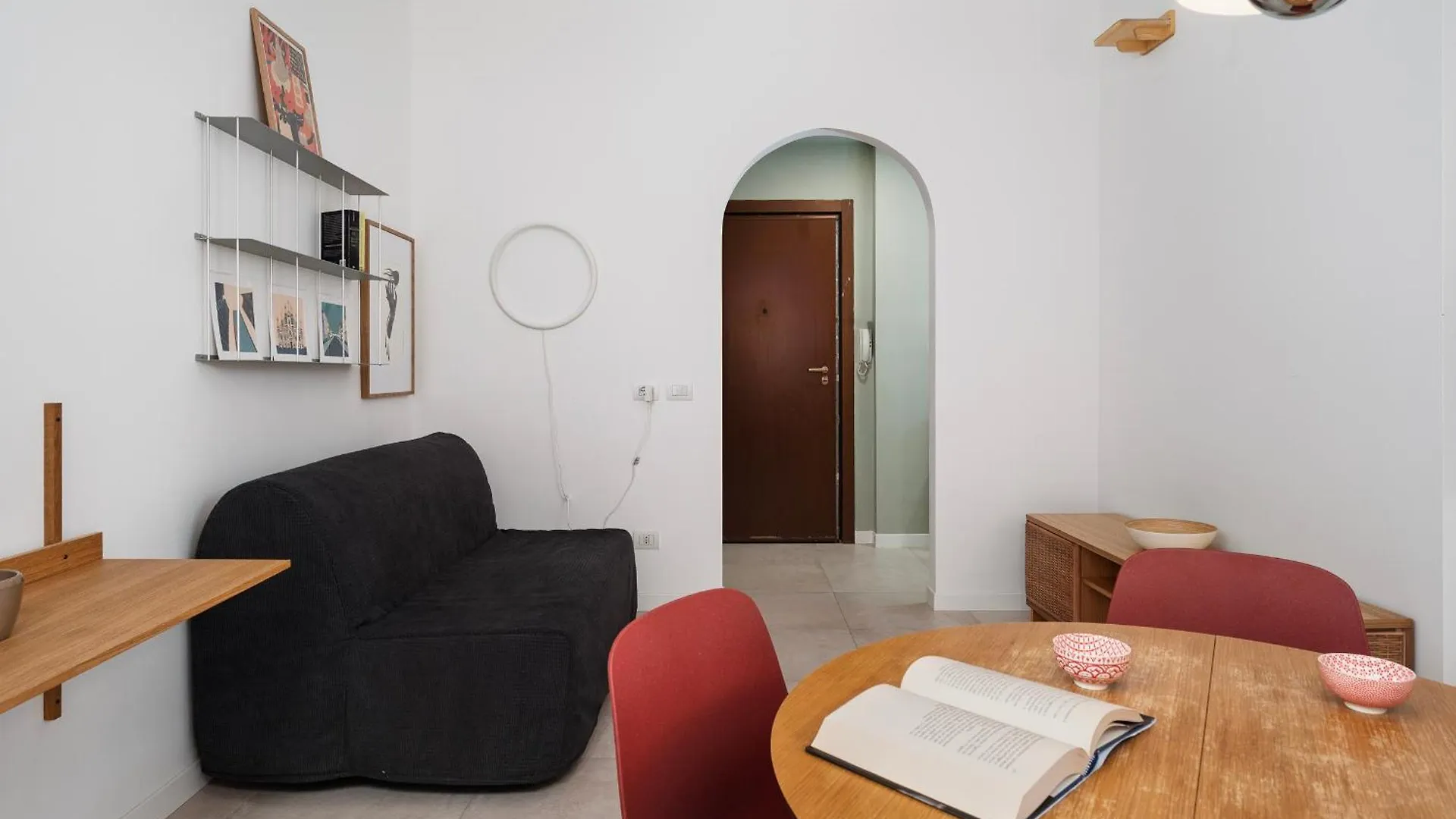 New - Modern And Bright - Wi-Fi, A-C - 4 Seats Apartment Milan Italy