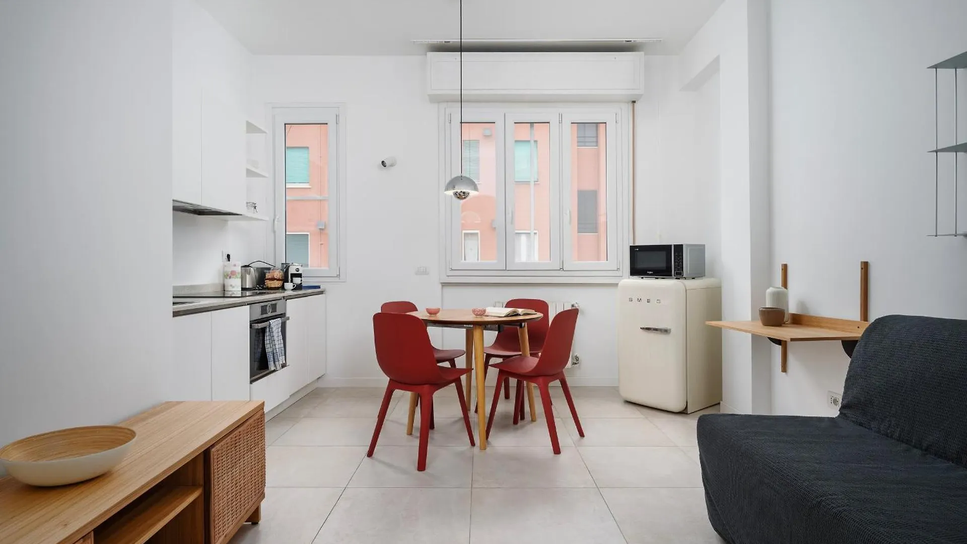 New - Modern And Bright - Wi-Fi, A-C - 4 Seats Apartment Milan 0*,  Italy